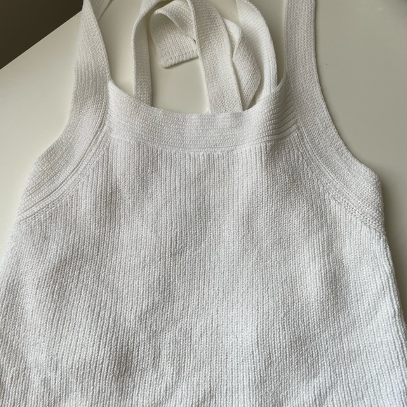 Aritzia Cayenne Sweater - Picture 3 of 4